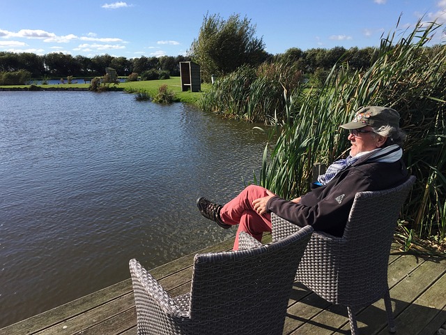 却令人匪夷 却令人匪夷